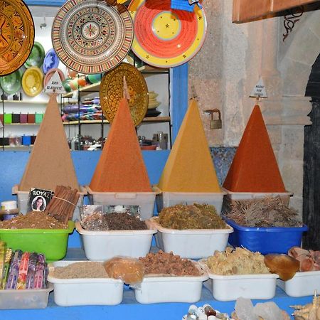 Riad Thais Эс-Сувейра Экстерьер фото