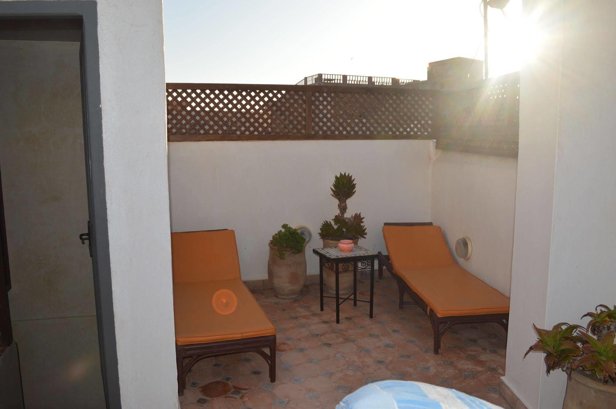 Riad Thais Эс-Сувейра Экстерьер фото
