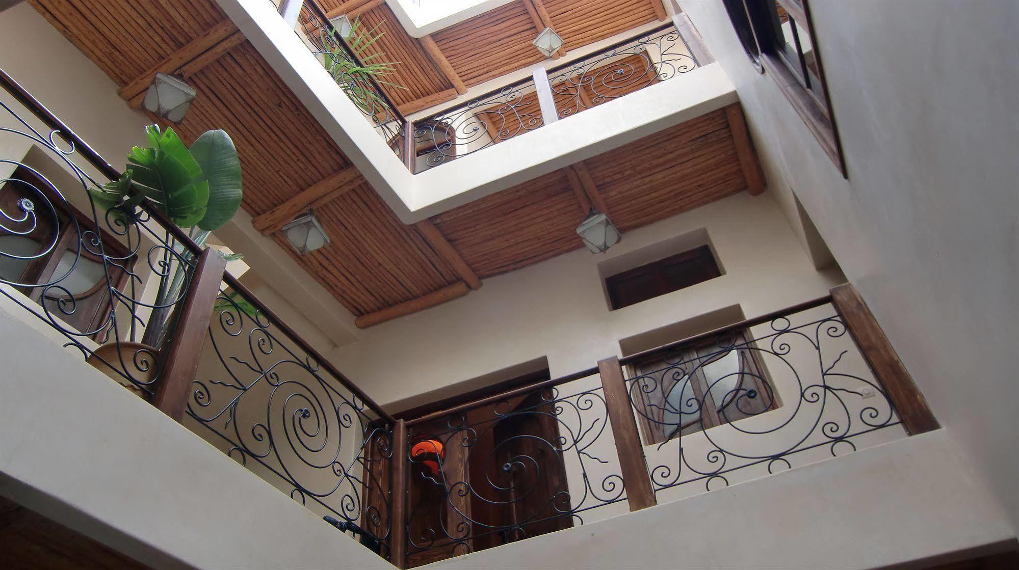 Riad Thais Эс-Сувейра Экстерьер фото