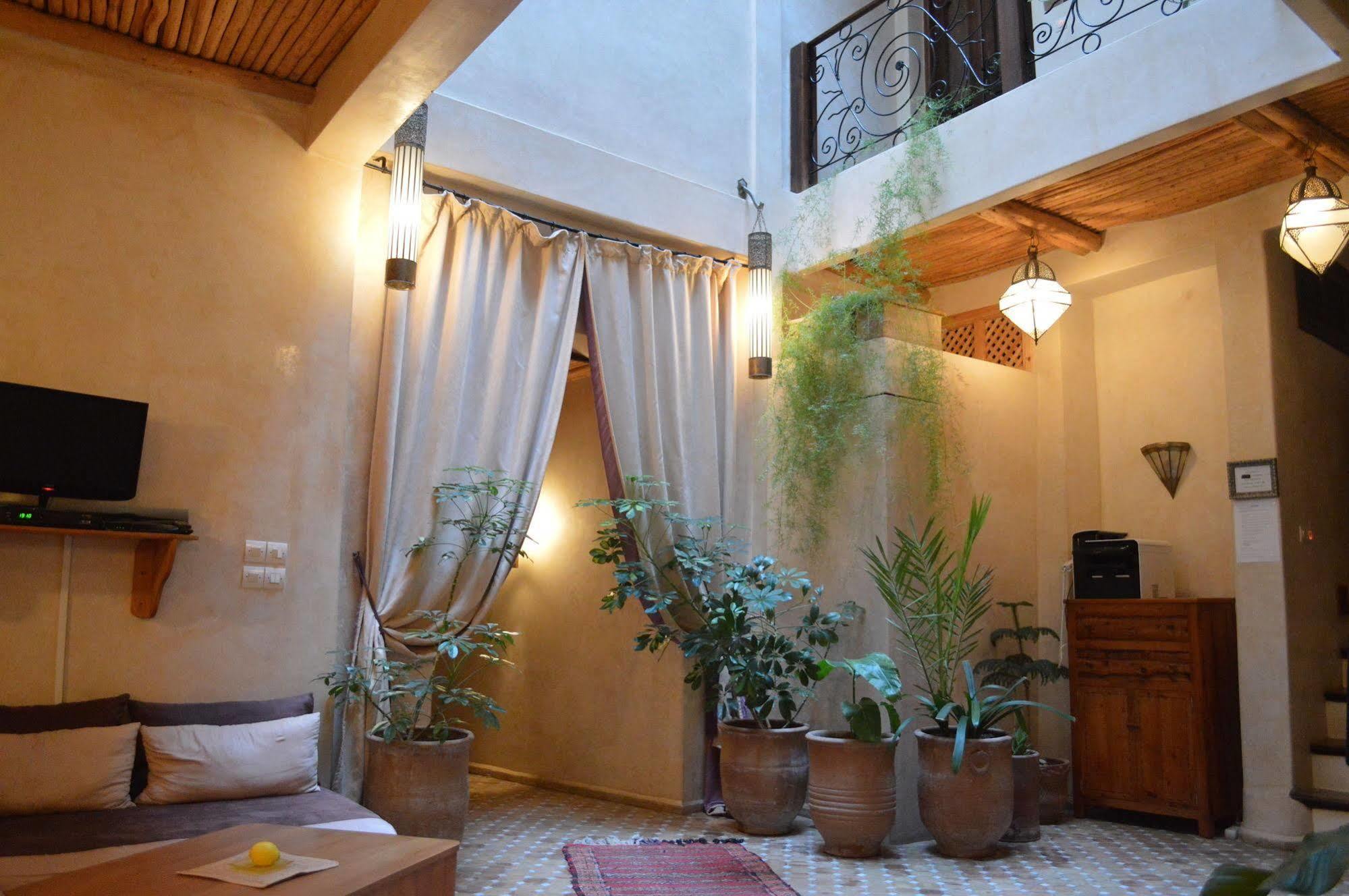 Riad Thais Эс-Сувейра Экстерьер фото